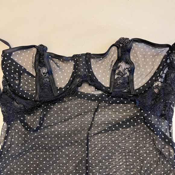 Vintage black and white polka dot lingerie - Picture 3 of 6